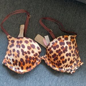 Victoria’s Secret Very Sexy Leopard Push Up Bra Size 34A